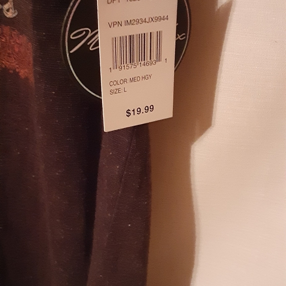 Mic & Jax tshirt - Picture 4 of 6